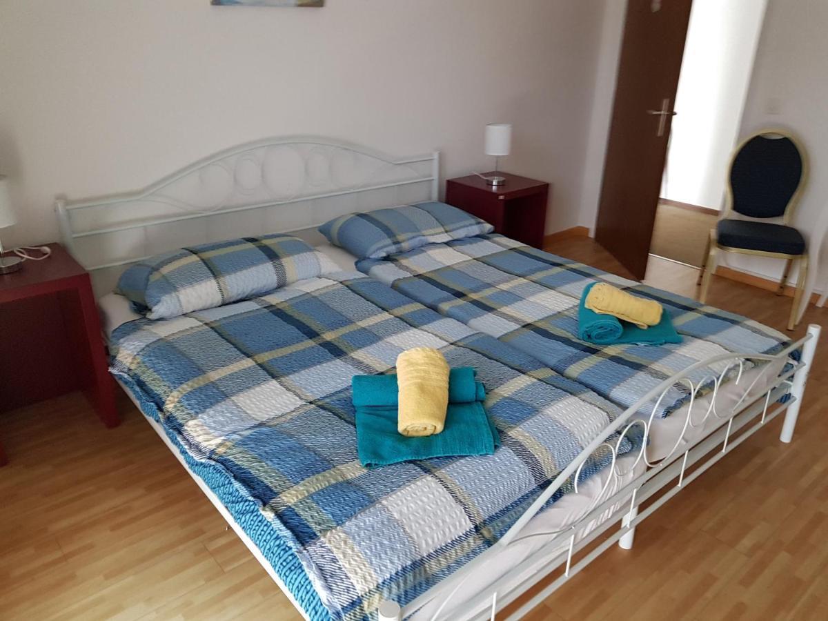 Garni Elisabetta Hotel Gordola Bagian luar foto