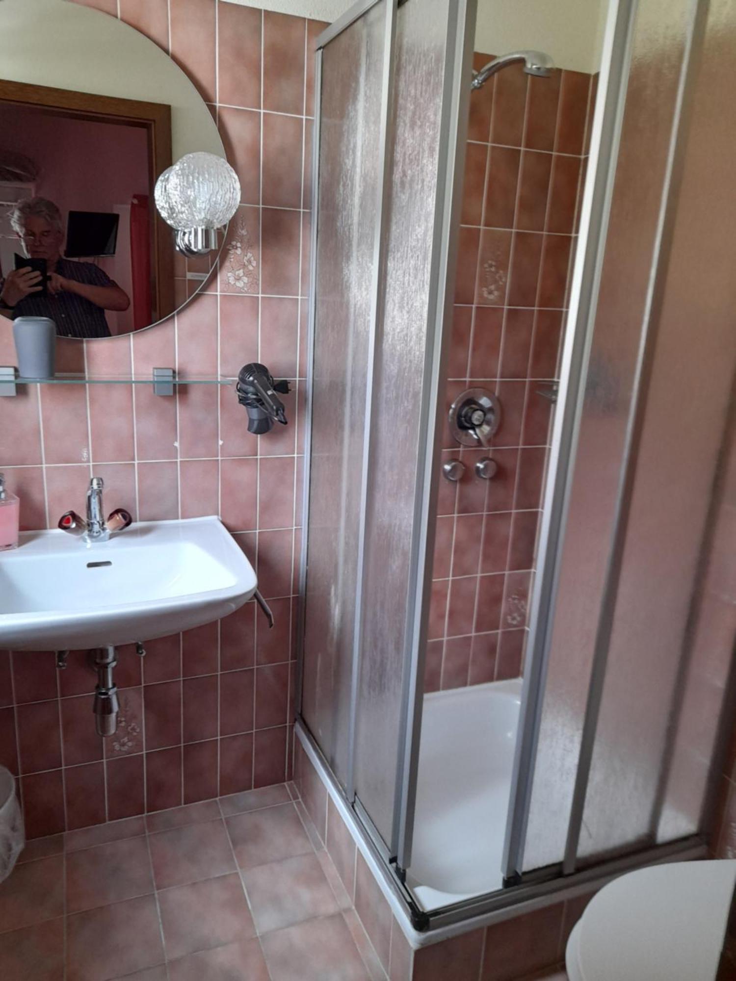 Garni Elisabetta Hotel Gordola Bagian luar foto