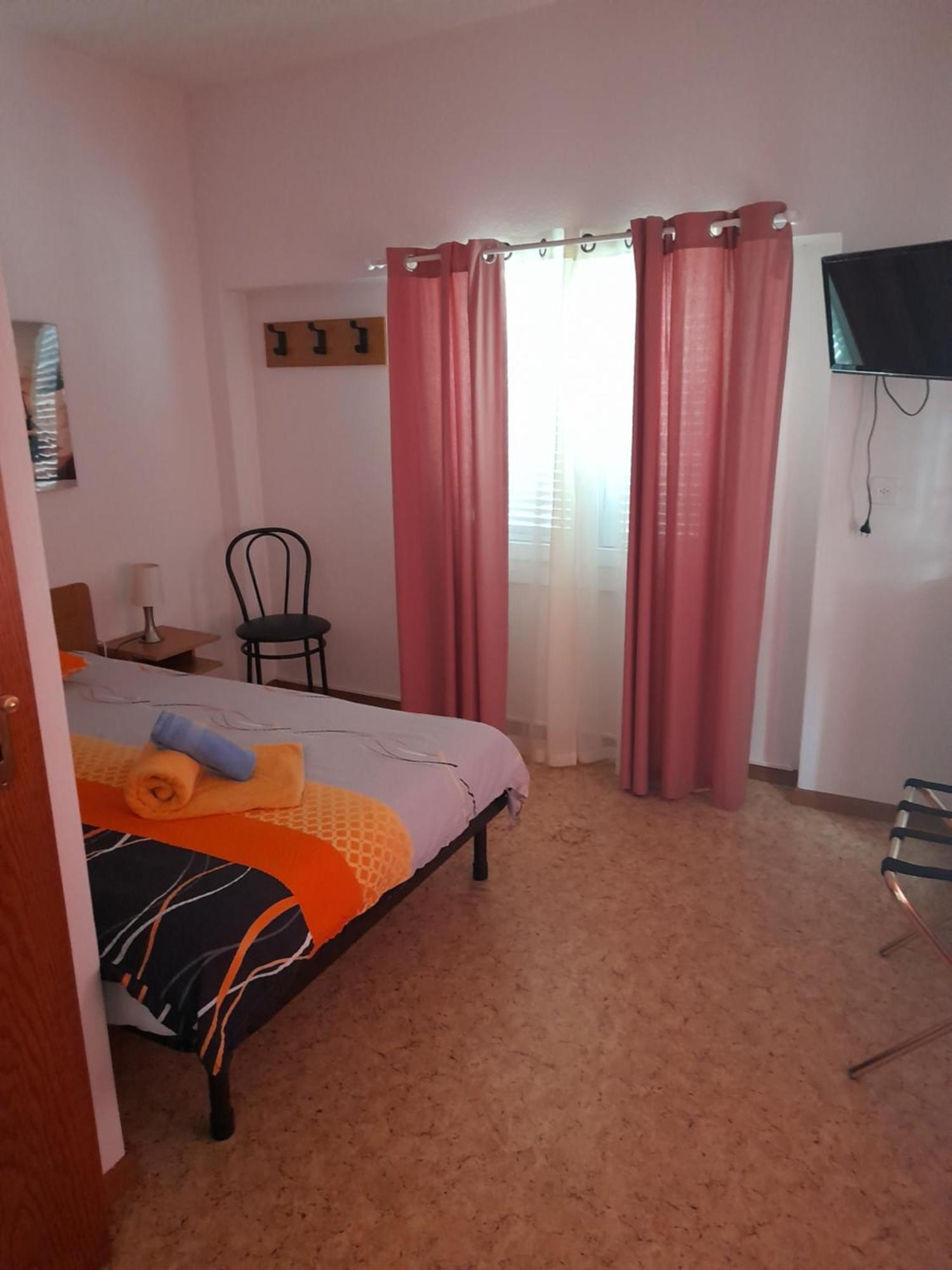 Garni Elisabetta Hotel Gordola Bagian luar foto
