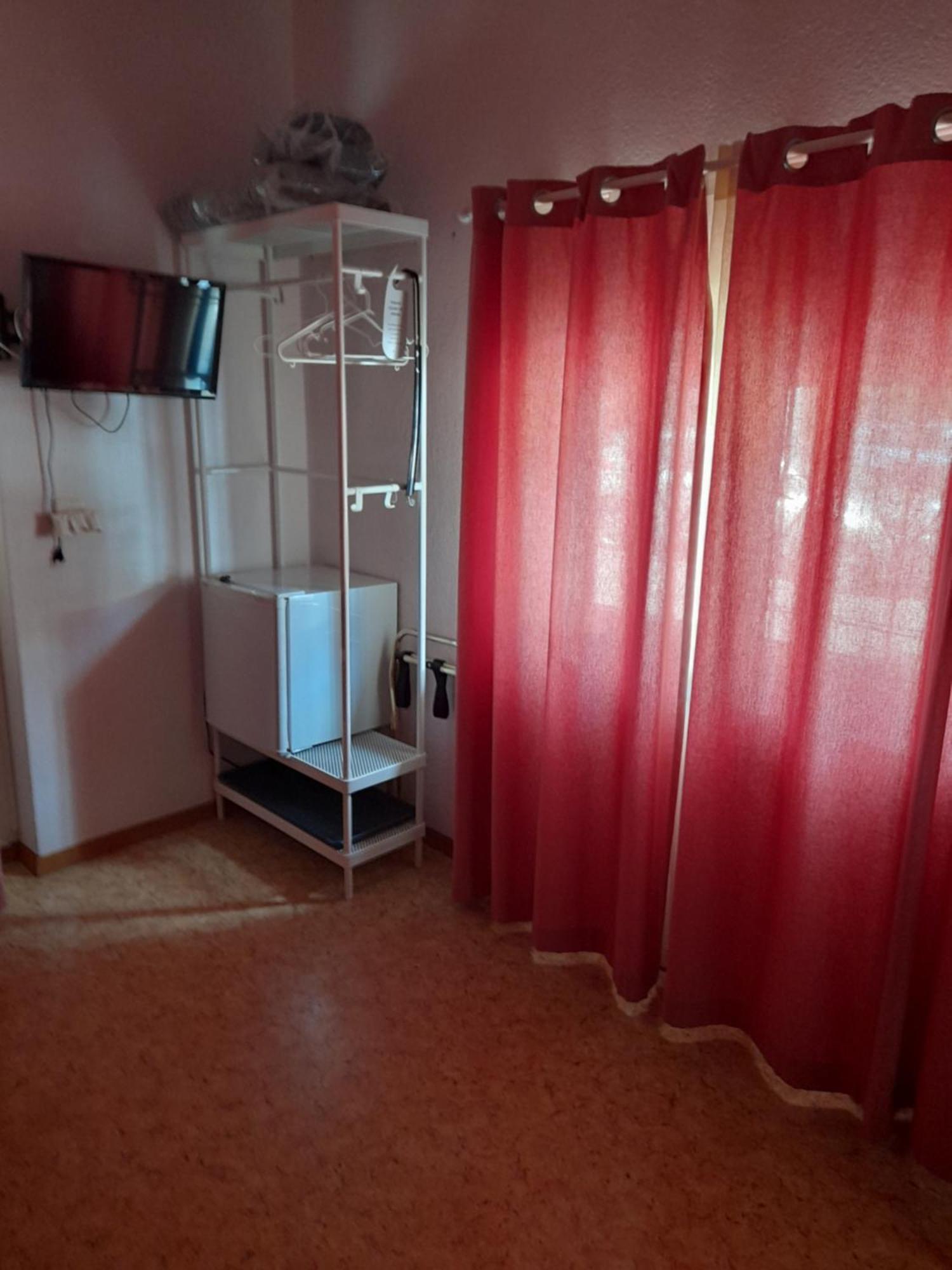 Garni Elisabetta Hotel Gordola Bagian luar foto